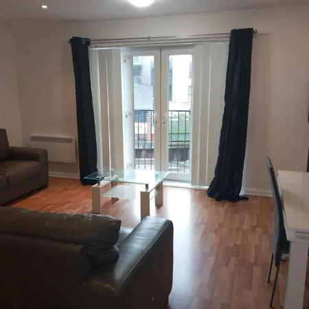 Freyas Apartment Manchester Exterior photo
